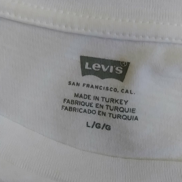 LEVIS The Perfect Tee - Housemark White Batwing - Picture 7 of 8